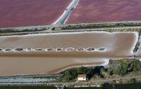 Les Salins d'Aigues-Mortes © 